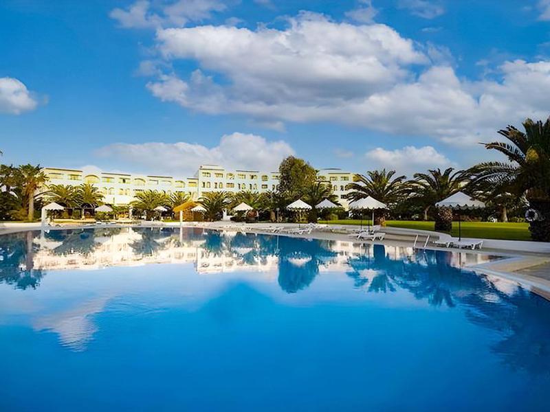 23F34DF23ED656771BC3C75DCC065EBE