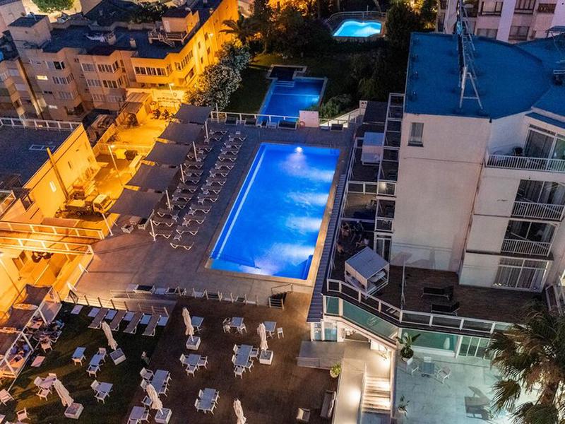 FE0A88B5D67CC4372129882E100BA579