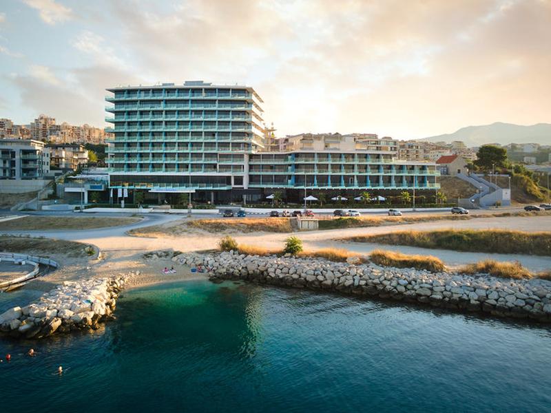 DA2558A16F54F3EEA916900C3299E442