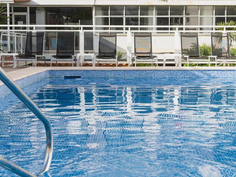 3073635406CB38C741D12E15A2734349