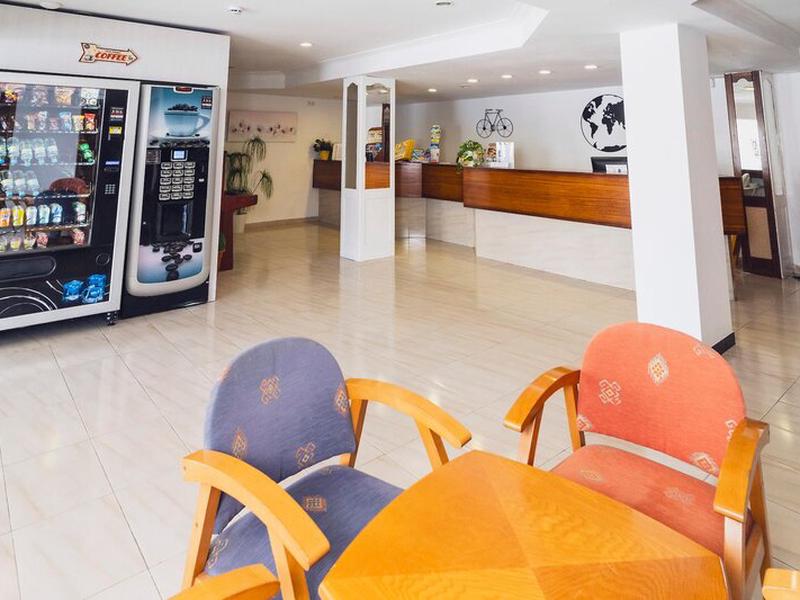 81E98ECF059F2AA39D1CE98AE206CA1E