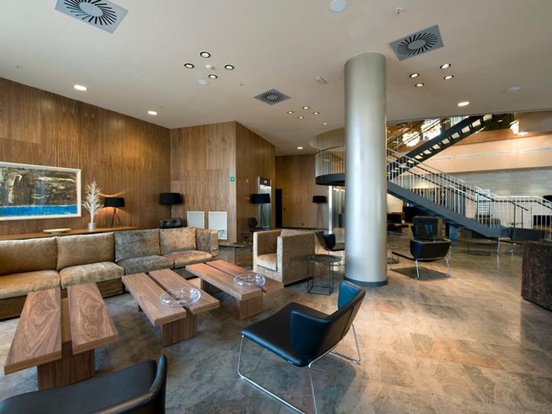 652895A6966AEE5D211A21F404606DF5