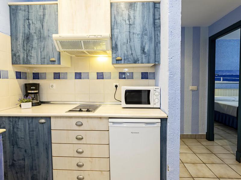 78DCAAD922C14A8EB769D530C15A4597