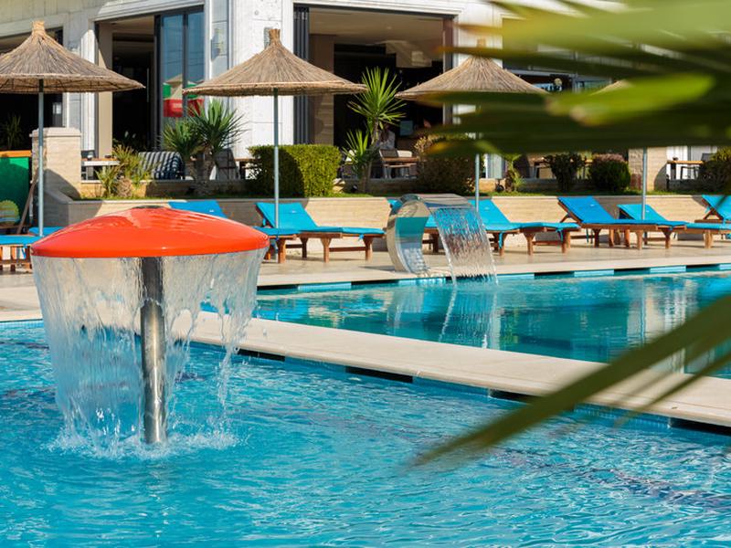 FAE16B698F009FE209B588528ADC6194