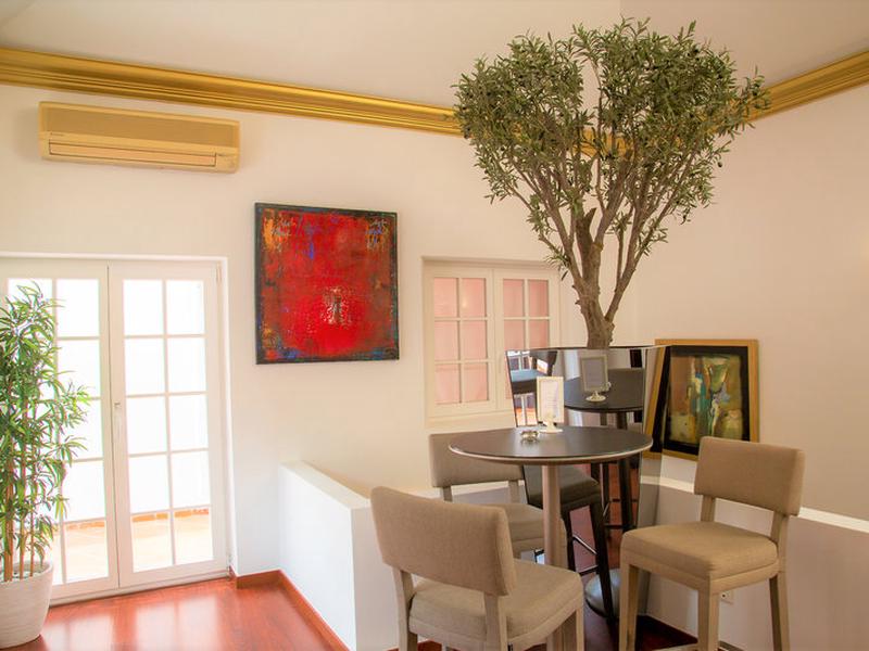 27D269DEB68ABF93897953A0AD32125B