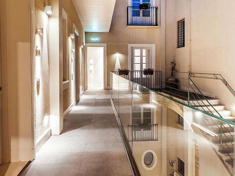 DFE4CB2D528F1CAAFAB166181D3E4EE1