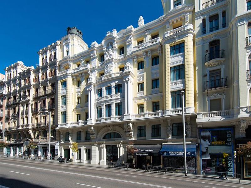 CD5B99D69924AA7B0688E7C6F73EA033