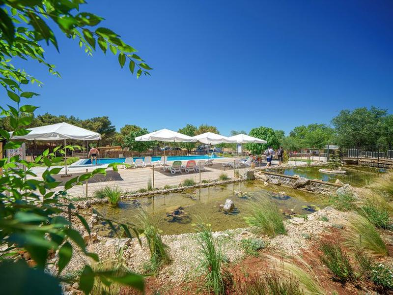 F661A5C7A6C0B28C50BB27F3D0AC185D