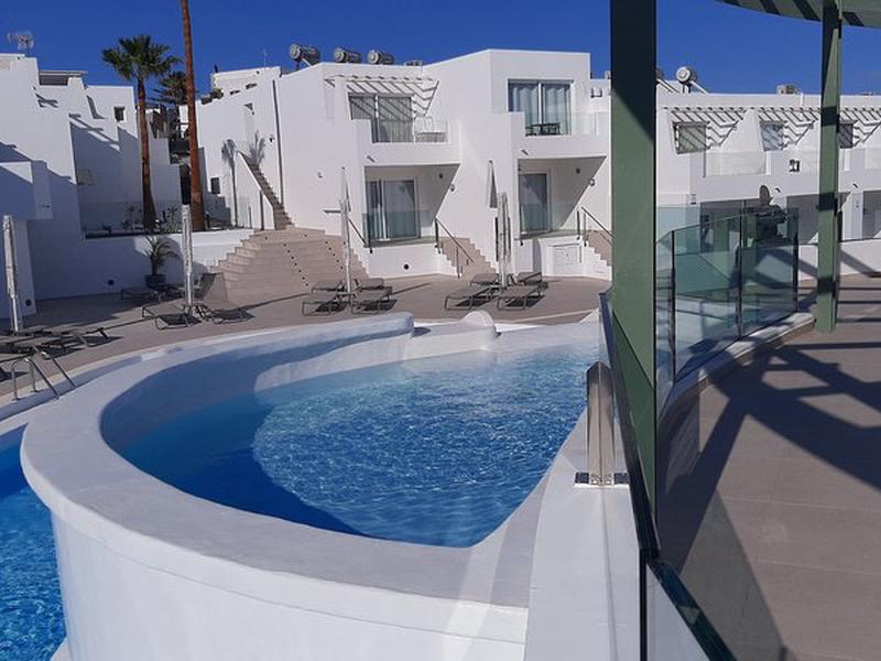 A9D2DD530A7DF1B8C6607E1BD95F697E