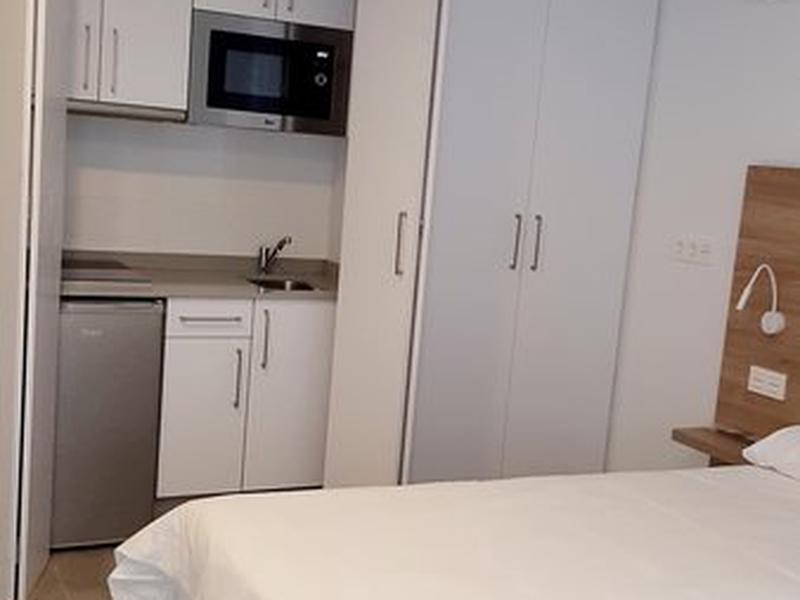 FD939D3E0201BA9C80611598FDF83C3C