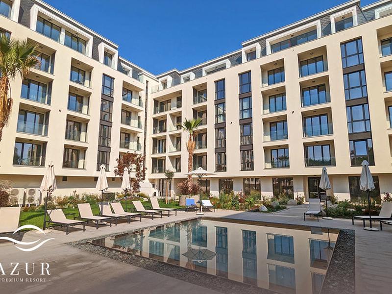 Azur Premium Resort