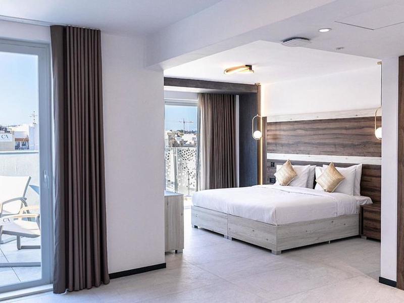 CA Sand Dune Hotel