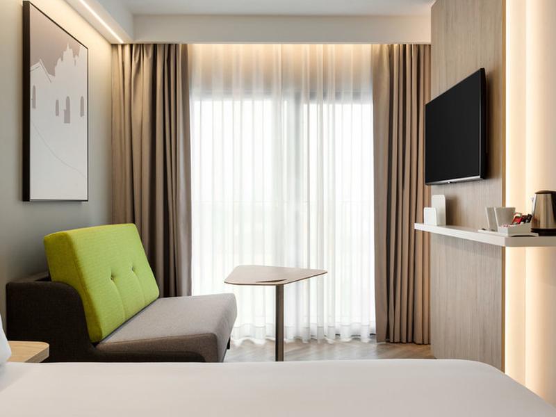 83AA5D488F71D71FB19F1668B3081751