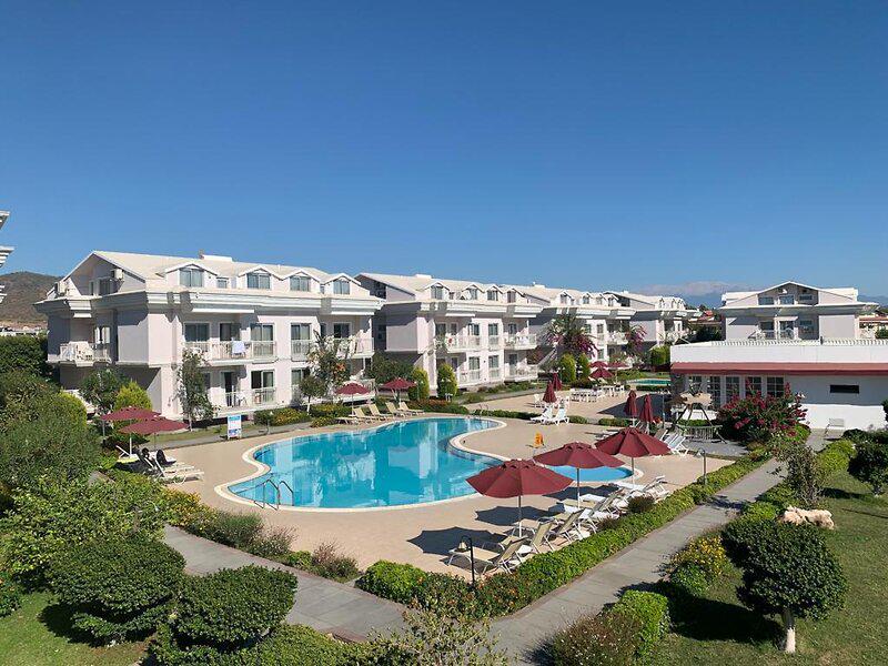 23C2AAC66B2060388594198B0CAA274C