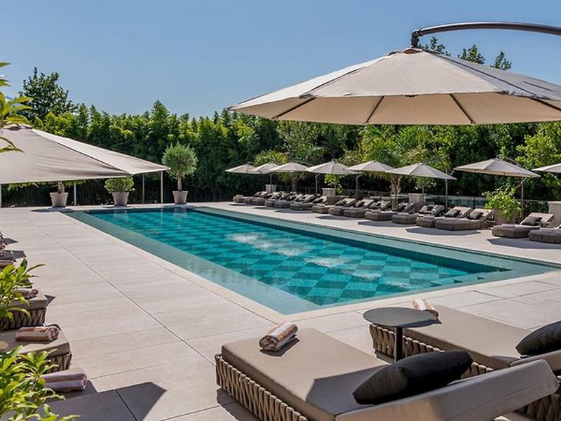 E8B246AE885384E7252A3D12585DCD47