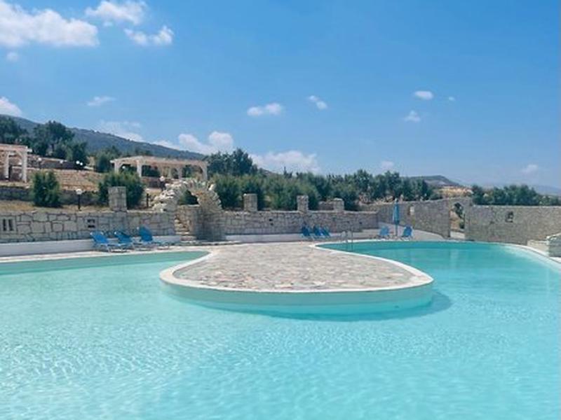 34F4C24A2C787696000E27E08C3AA5B0