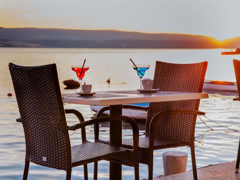 20BB7D25717123A796FAE9FE6EE15699