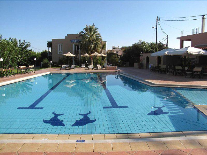 EA1B6705E987E3B54A4C673D6B38C855