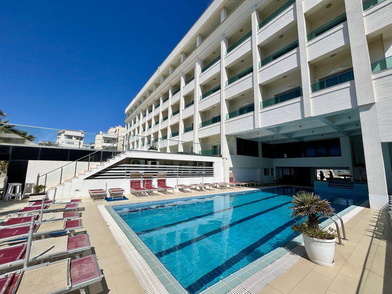 83BF1D11D3FCC743E3325A58683EF461