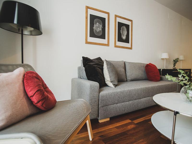 044CC127EAB9B9F26420F0AA6DB5F6E0