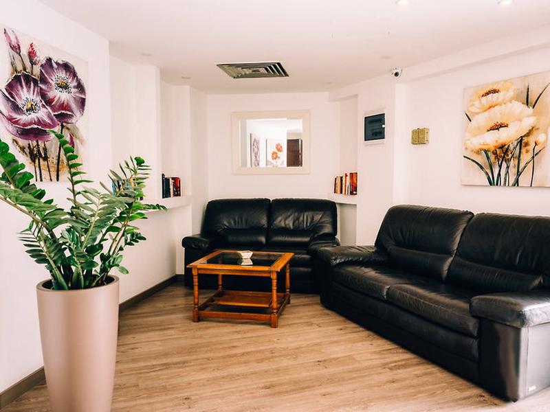 BE0B54DE6B6798D069D9B241EDF4B5F2