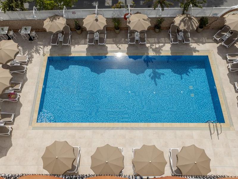 23E19FD8172B8956DD75D537E6353CA7