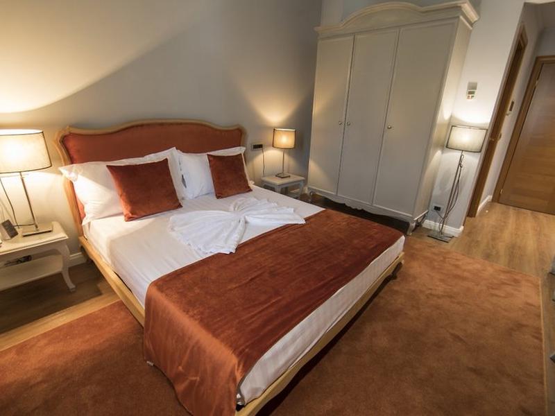 2A24D099800E24EF2FA06CD02024B823