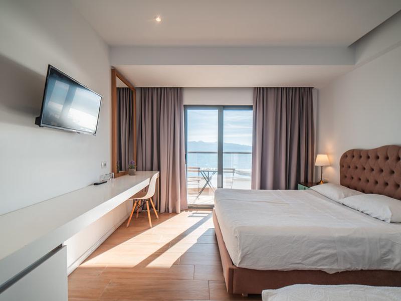 98E7AB8ADFF988EB05189B22AEF2E1F8