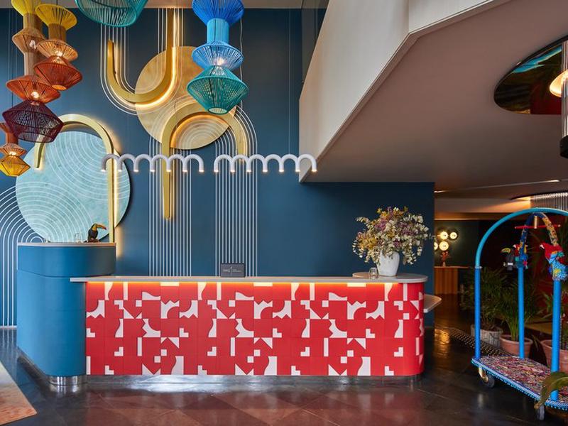 E2750484593209EB713CA328C645960B