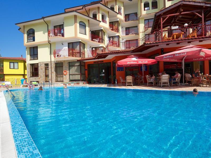 1527C776BF44C4B8CA4247835C751BF5