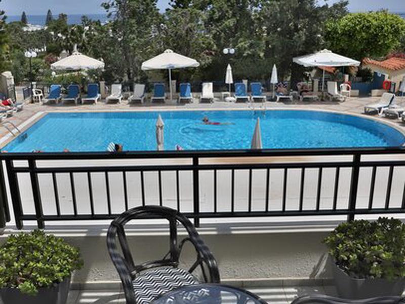 1A6B6A31894EF0A65E1CB748ADB6A268