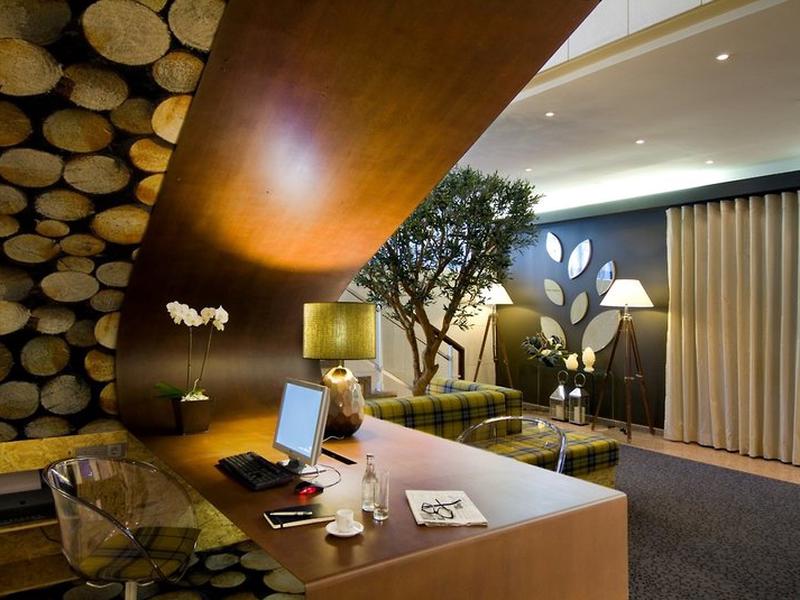 85412C01183DCF4B4F4187D717983F53