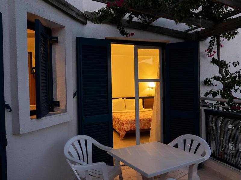 1EA30CD440241ECB63CB0D65B256D430