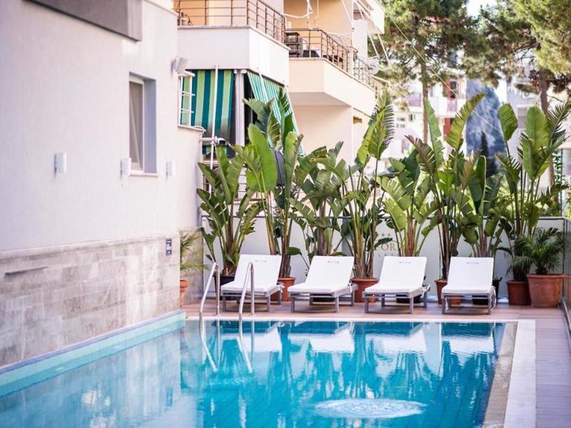 4D41FFB36663124EE8EA8DDF8E303F27