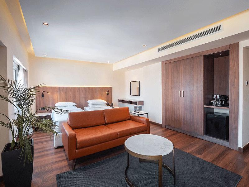 D666B99B9CB1A0095B3894DB030067D7