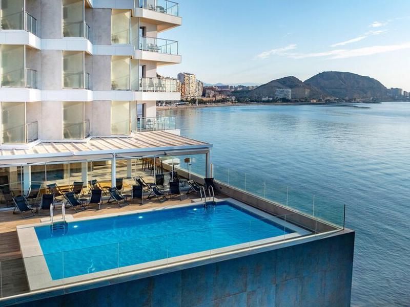 F8D324706F599D48074117DAEDC1812E