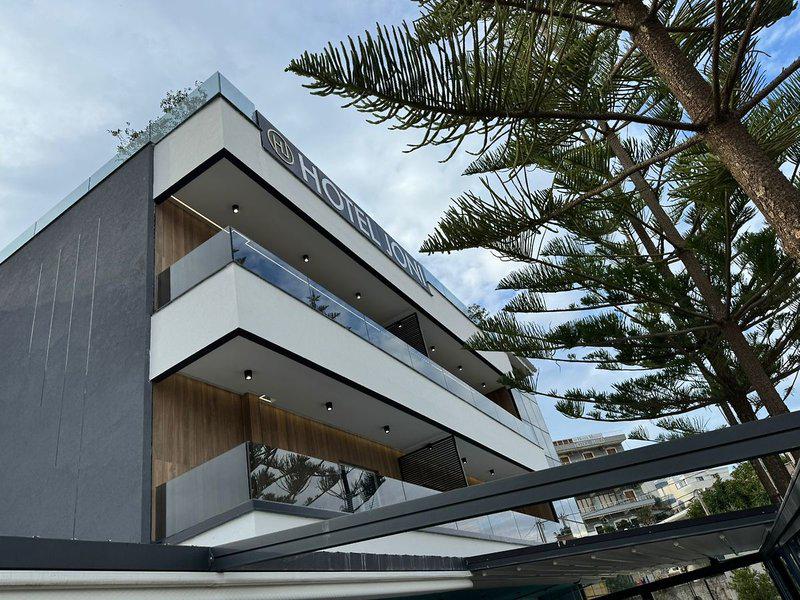 B089F7D320370FD133849BE39E7F6AC6