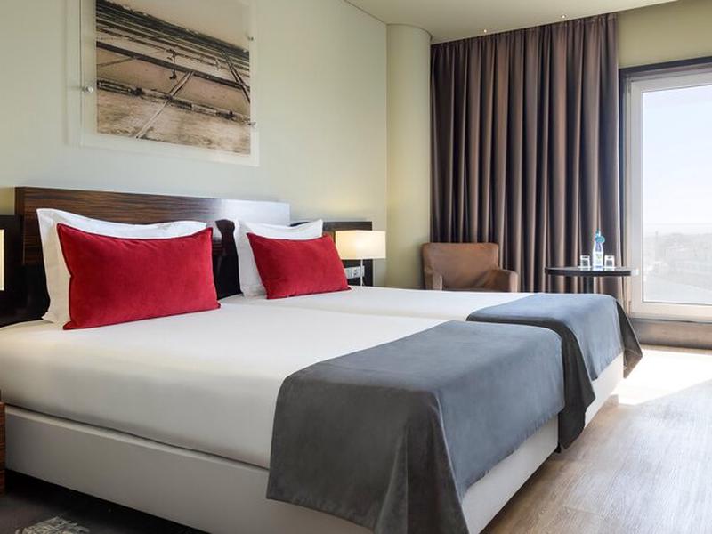 4B7BAAD936967B659653795ADECA0B15