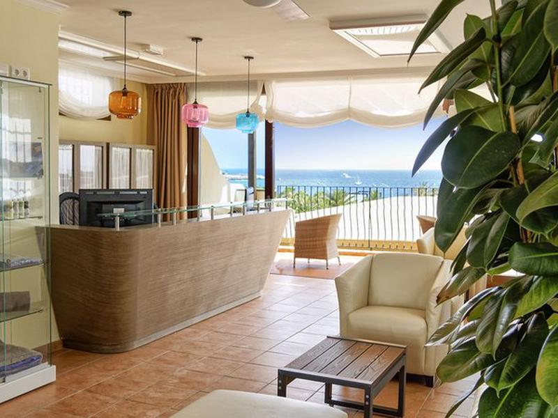 49E2807ED37E2617A4CCED7F14B7472B