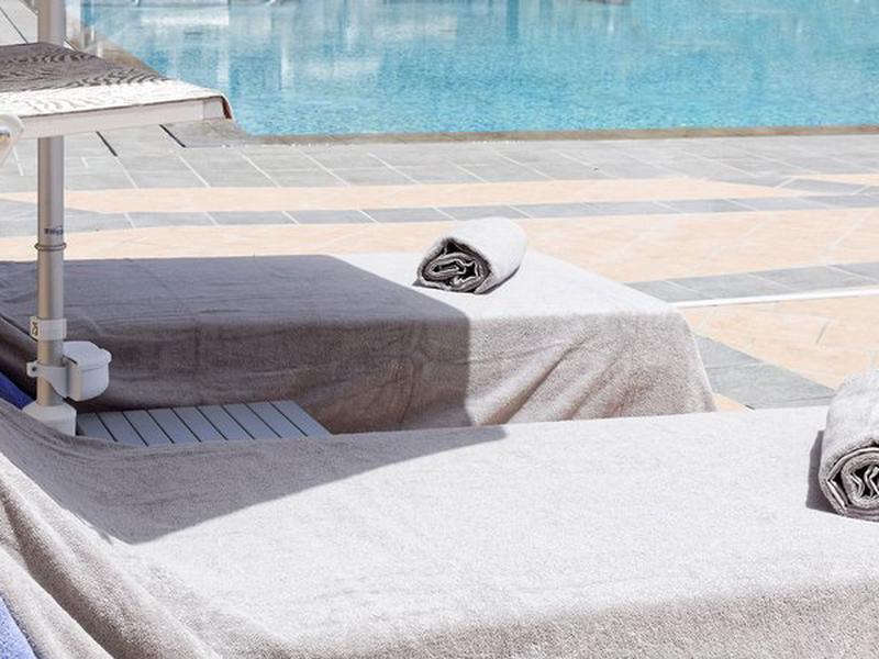 43EB43D04B4152E402DF1D237C97D65D