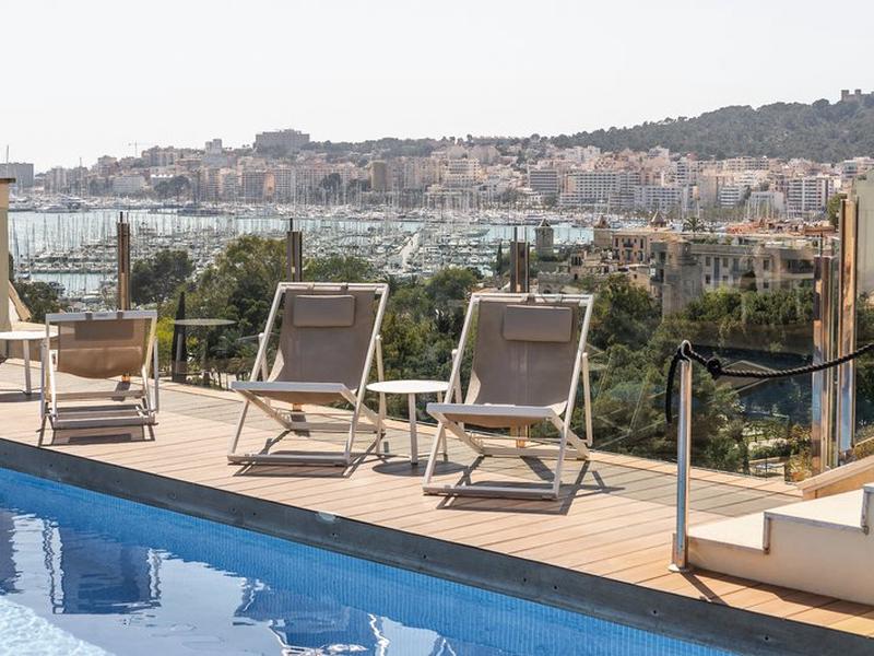 F4438D5F3494BADF41A3F24EB3394581