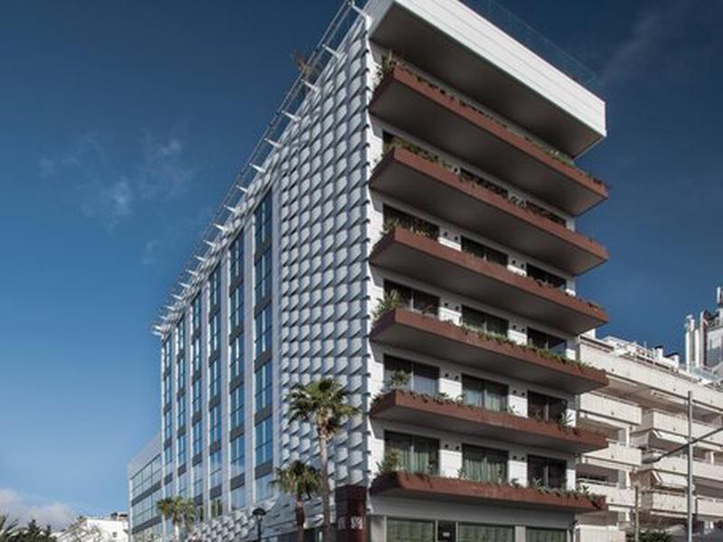 2F2F2221B31774491CFCD097038914A0