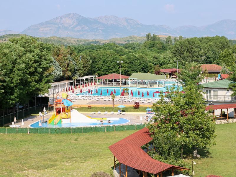 Gardenland Resort