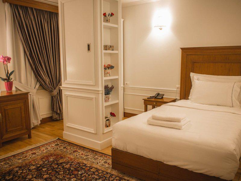 Opera Hotel