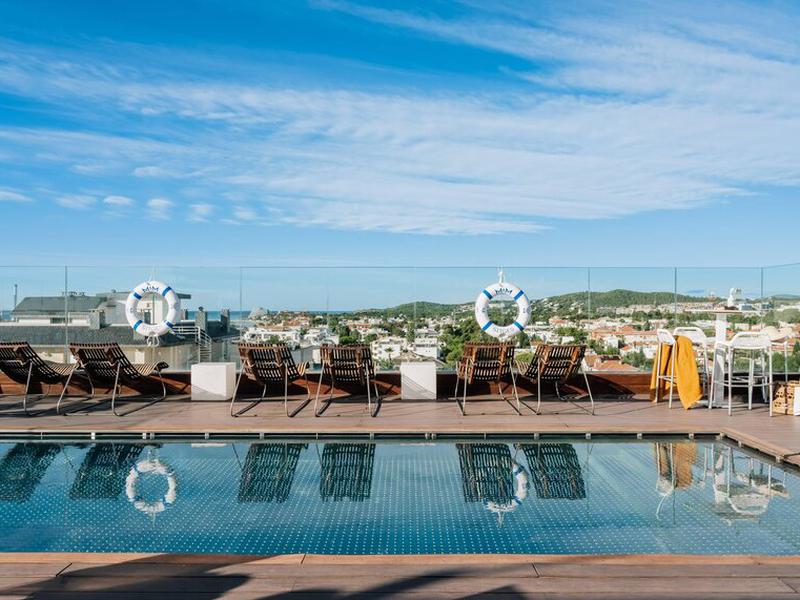 B1B1226F2A93464A4D6C810E6212C3C9