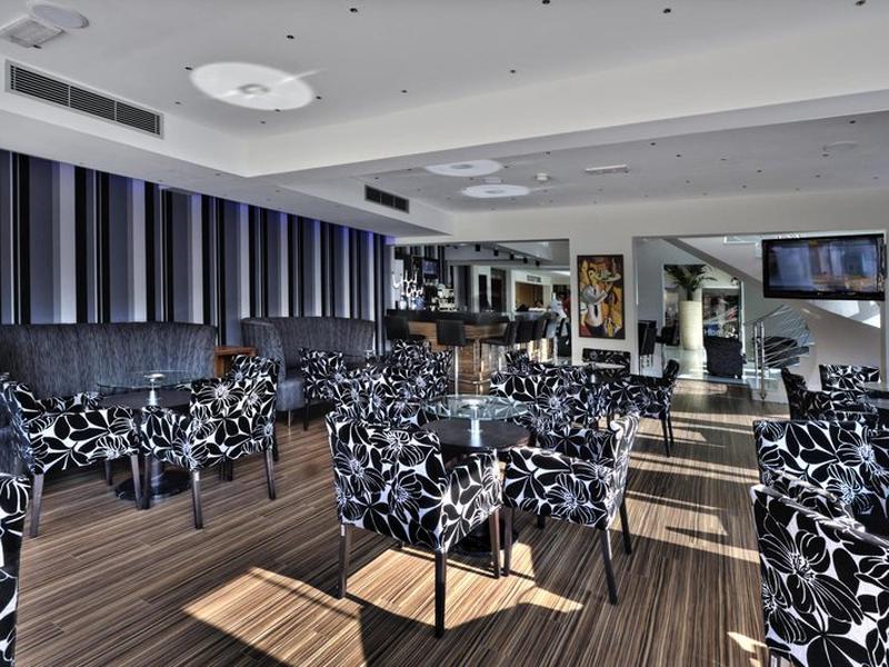 3402DA445DFDA1A4E9F69FF2554AAB53