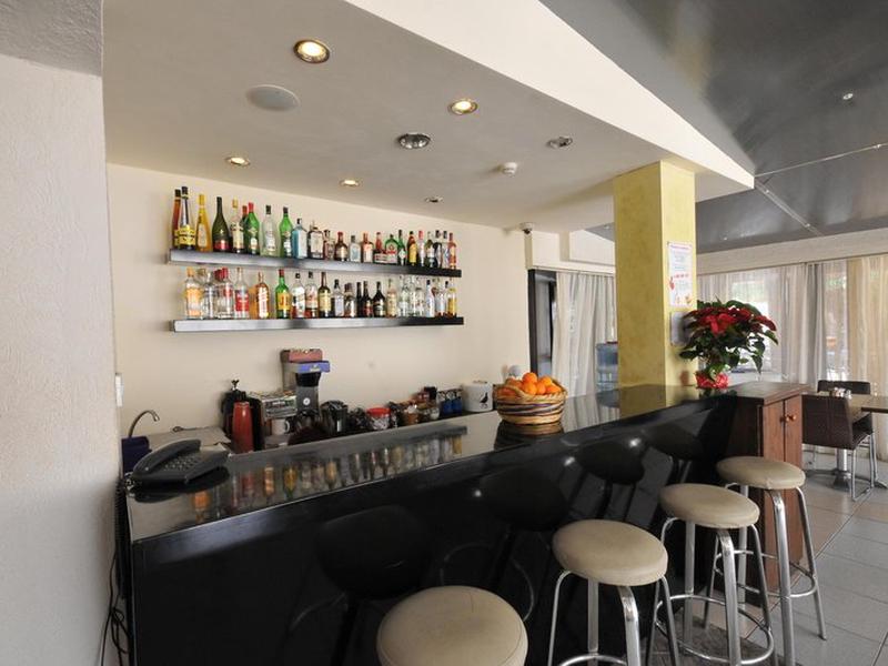 994454E85EA0A5C58685398A46D9C0A4