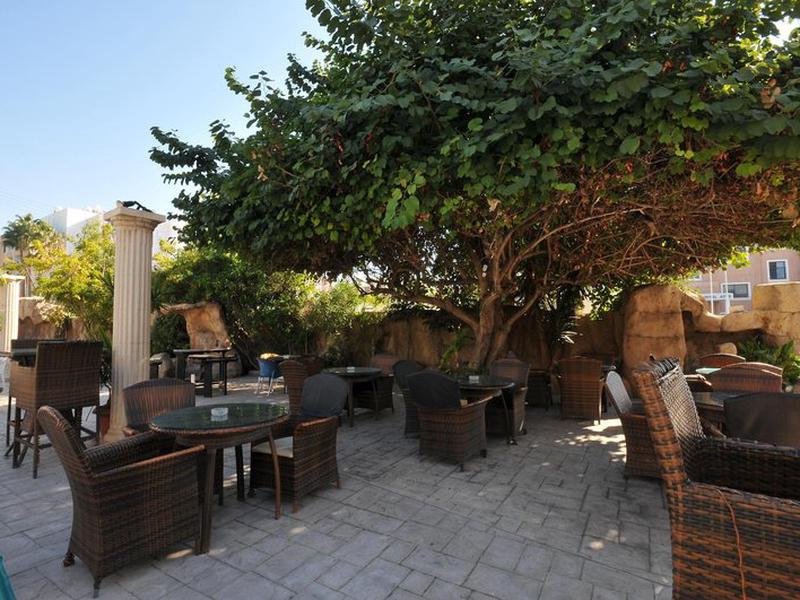 B5504EE28B8EA055C689C5129DA4FF36