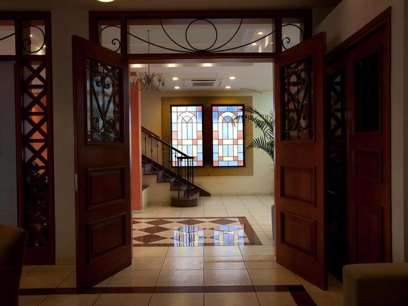 9ED7A7D45D10F29F614F8148DF128DE2