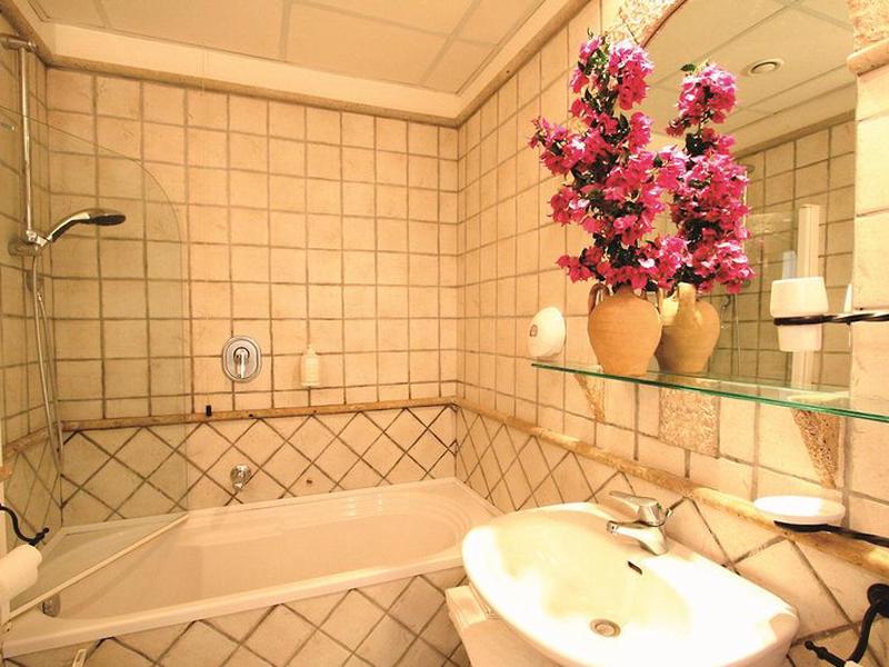 E50F0A0B9F71833754CEB15BC51132F8